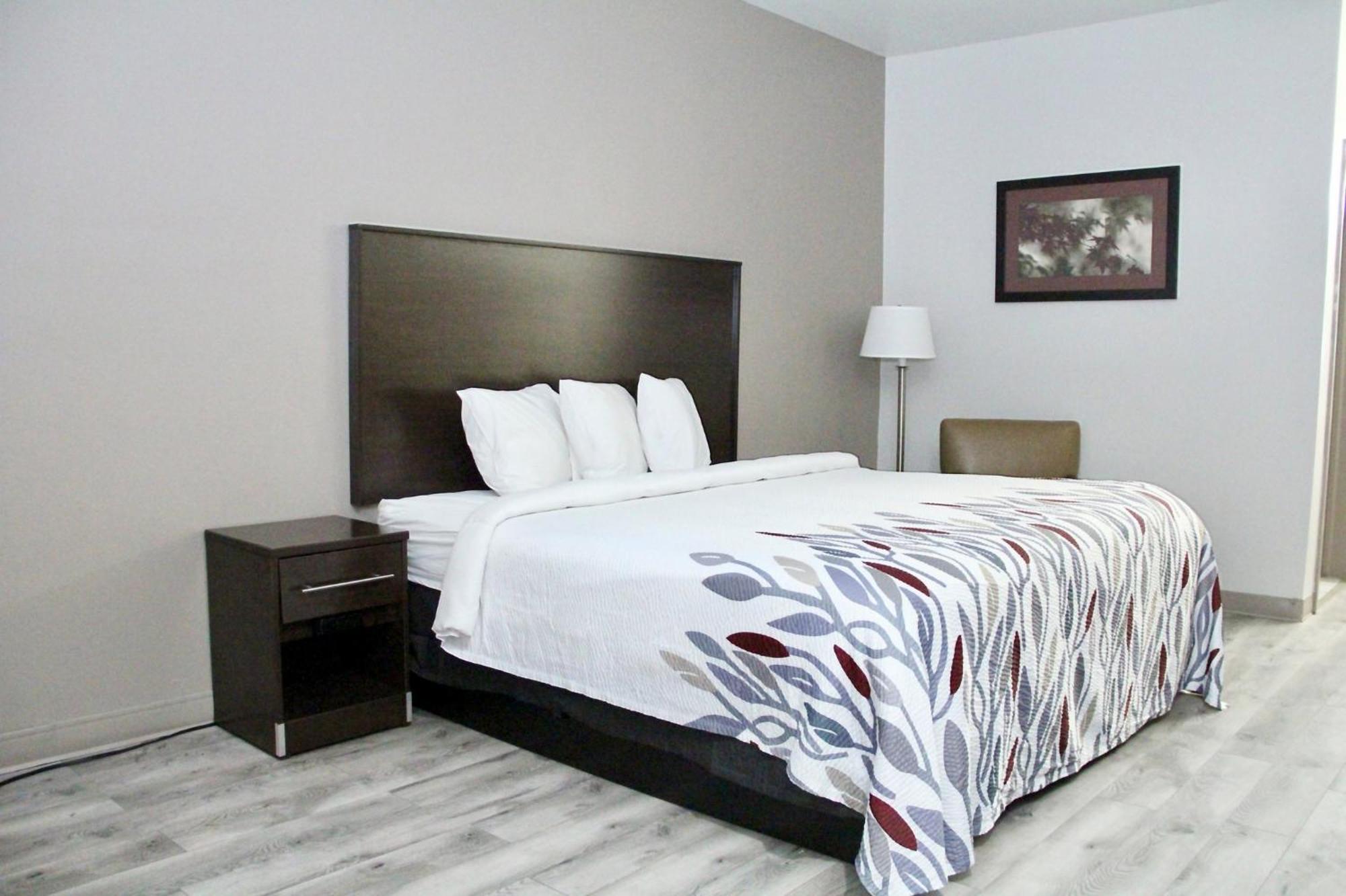 Red Roof Inn & Suites Lake Orion / Auburn Hills Eksteriør billede